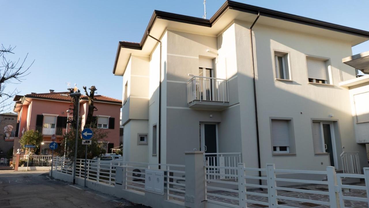 Villino Cavour Appartement Rimini Buitenkant foto